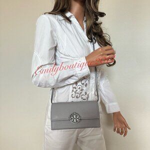 NWT Tory Burch Retail 137145 Miller Wallet Crossbody Pebble Leather Bay Gray Bag